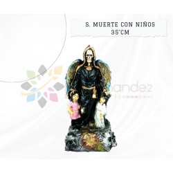 Santa Muerte con Niños